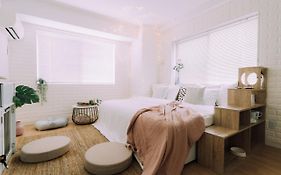 Spacious Osaka Apt Tsuruhashi K-Town Jr 5 Min
